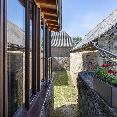 Дом отдыха Le Domaine De La Combe D'auribal Druelle Balsac