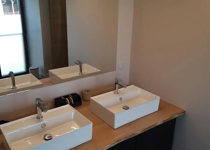 Le Domaine De La Combe D'auribal 3*